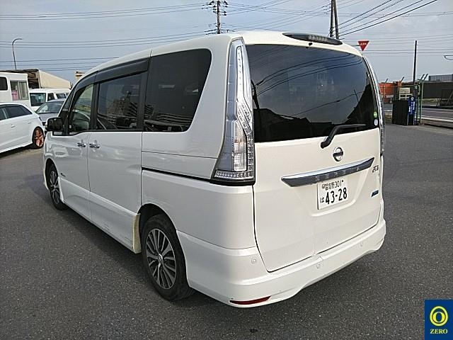 NISSAN SERENA 2015