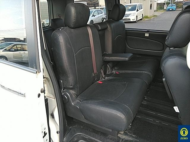 NISSAN SERENA 2014