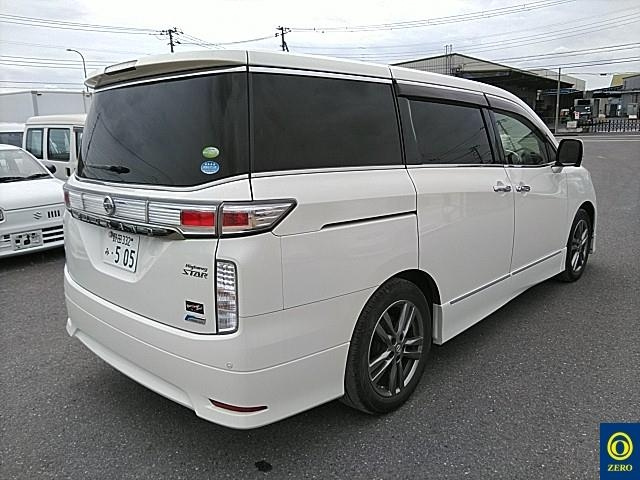 NISSAN ELGRAND 2012