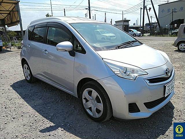 TOYOTA RACTIS 2014