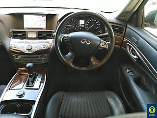NISSAN FUGA 2015