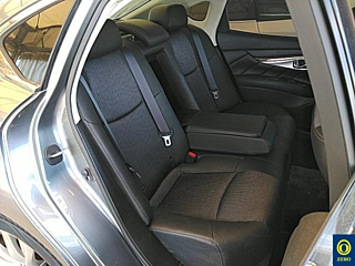 NISSAN FUGA 2015