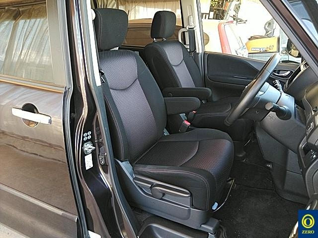 NISSAN SERENA 2013