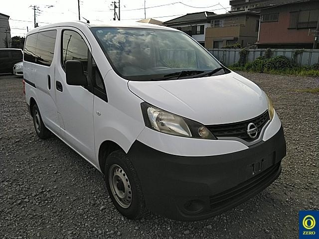 NISSAN NV200 2016