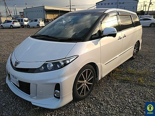 TOYOTA ESTIMA 2013
