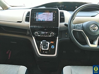 NISSAN SERENA 2018