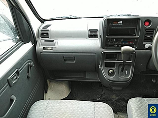 DAIHATSU HIJET VAN 2013