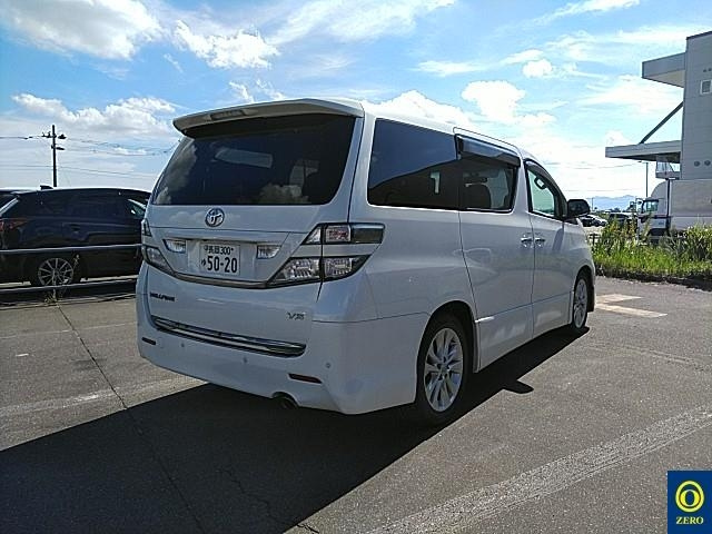 TOYOTA VELLFIRE 2009