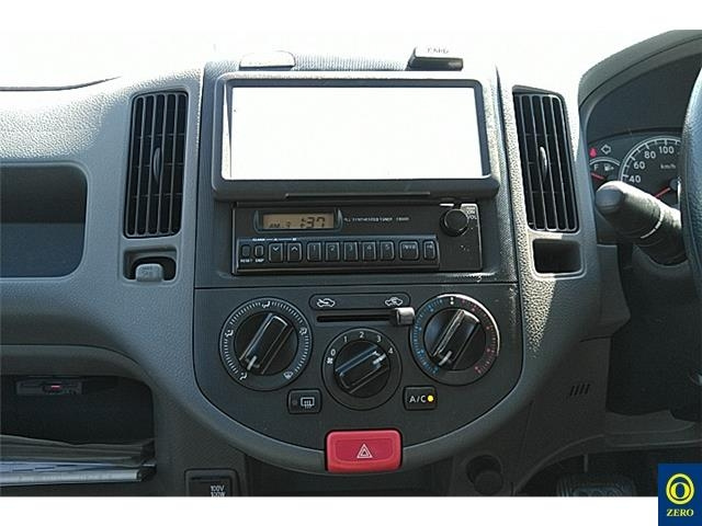NISSAN AD 2012