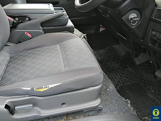 NISSAN CARAVAN VAN 2011