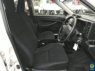 TOYOTA SUCCEED 2018