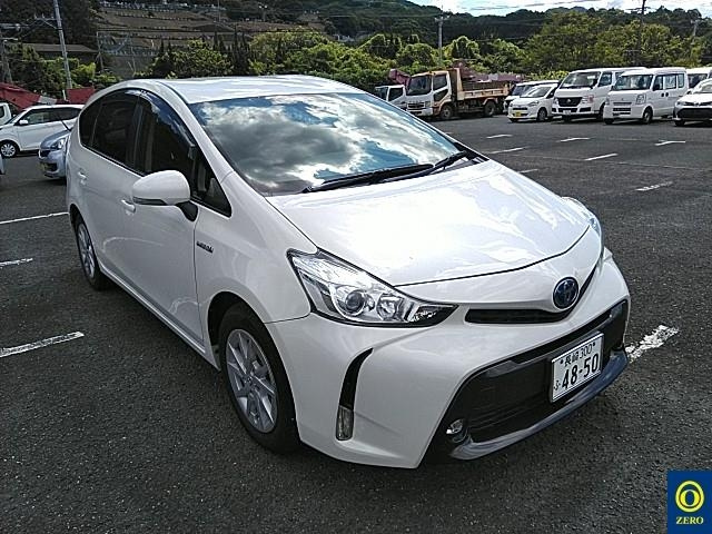 TOYOTA PRIUS ALPHA 2020