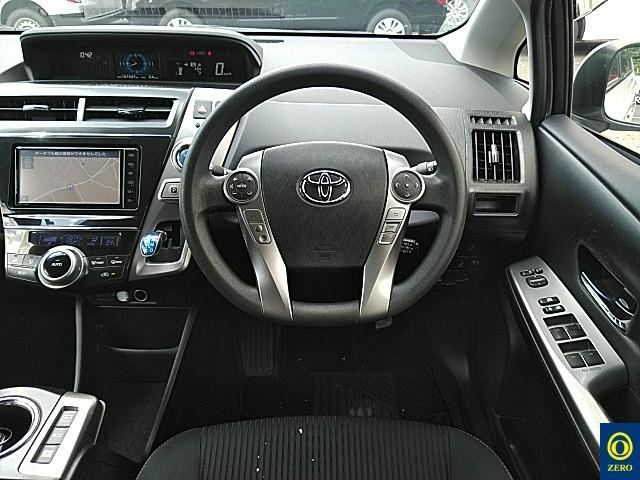 TOYOTA PRIUS ALPHA 2020