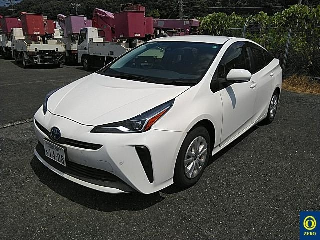 TOYOTA PRIUS 2021