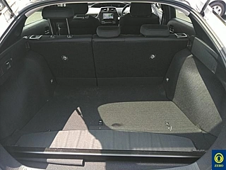 TOYOTA PRIUS 2021