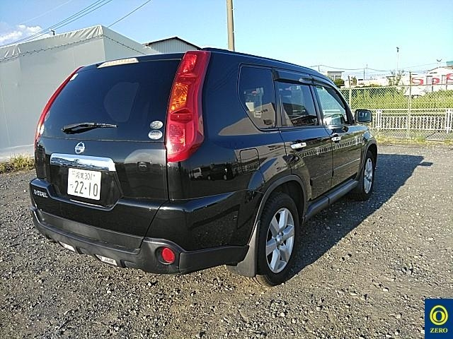 NISSAN X-TRAIL 2010