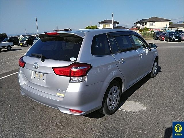 TOYOTA COROLLA FIELDER 2018