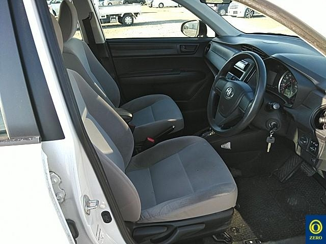 TOYOTA COROLLA AXIO 2015