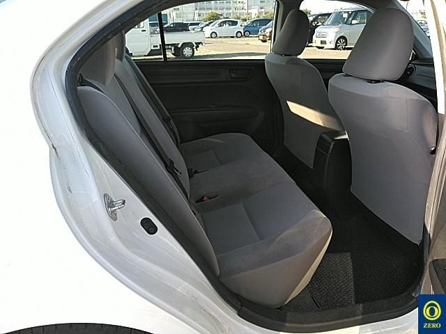 TOYOTA COROLLA AXIO 2015