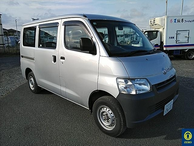 TOYOTA TOWN ACE VAN 2018