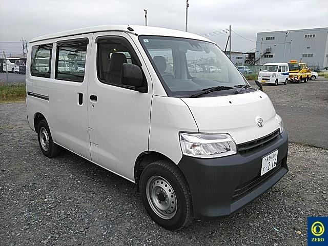 TOYOTA TOWN ACE VAN 2022