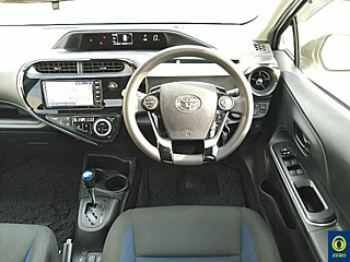 TOYOTA AQUA 2020