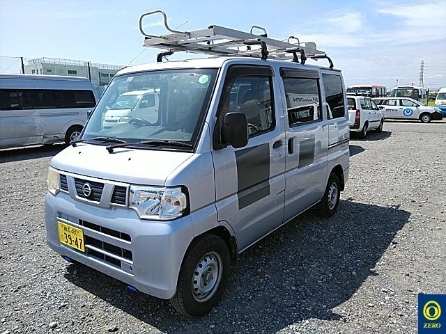 NISSAN CLIPPER VAN 2013