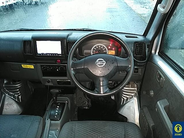 NISSAN CLIPPER VAN 2013