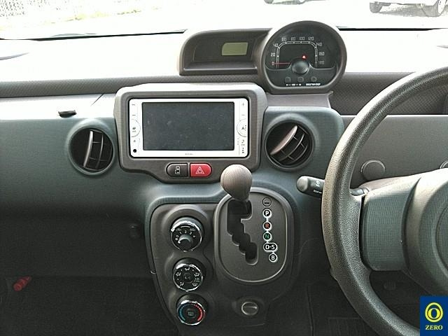 TOYOTA PORTE 2012