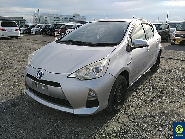 TOYOTA AQUA 2014
