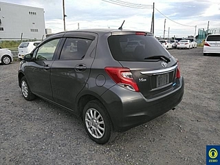 TOYOTA VITZ 2014