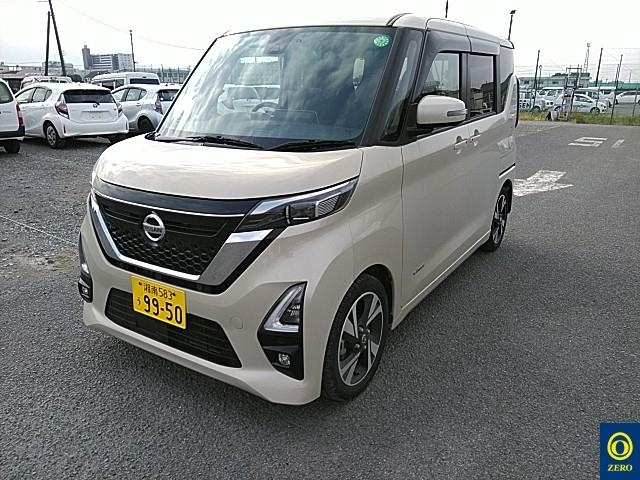 NISSAN ROOX 2021