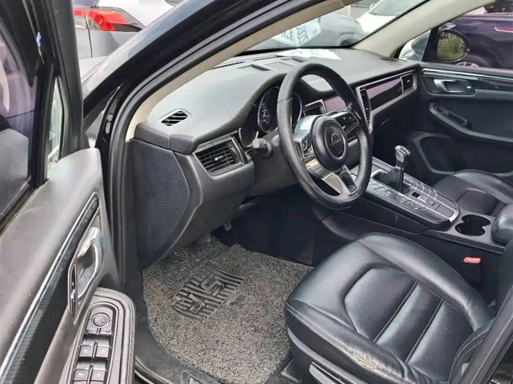 ZOTYE SR9 2017