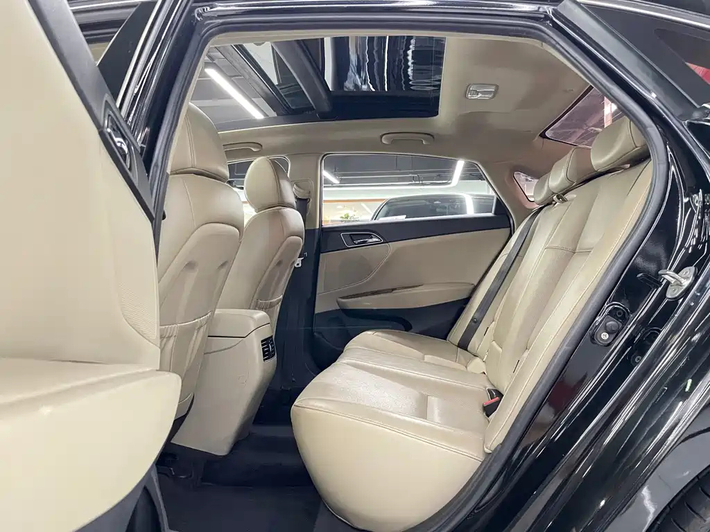 HYUNDAI MISTRA 2014