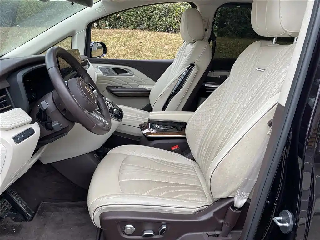 HONGQI HQ9 2023