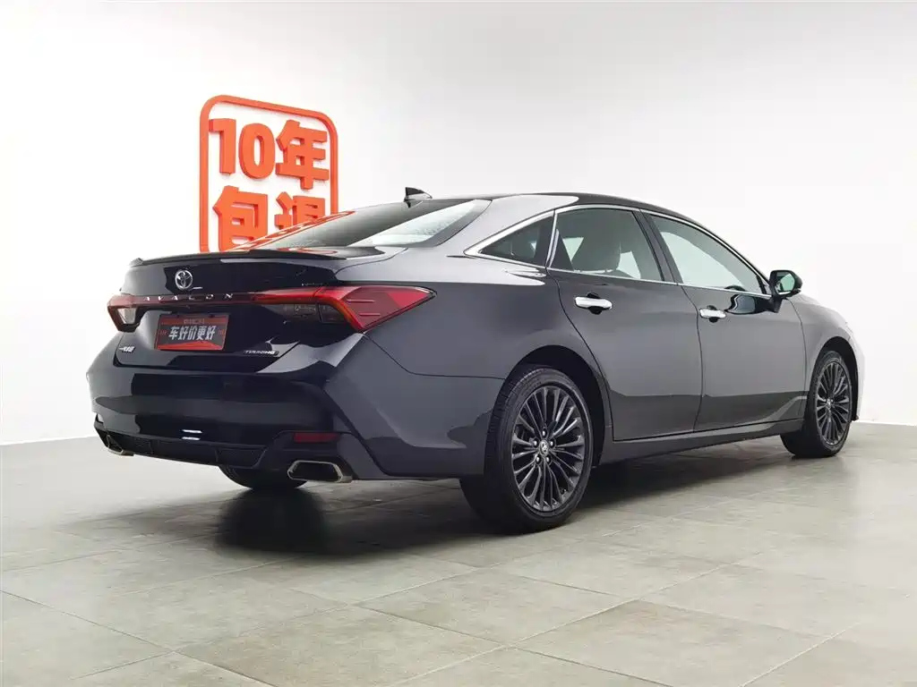 TOYOTA AVALON 2019