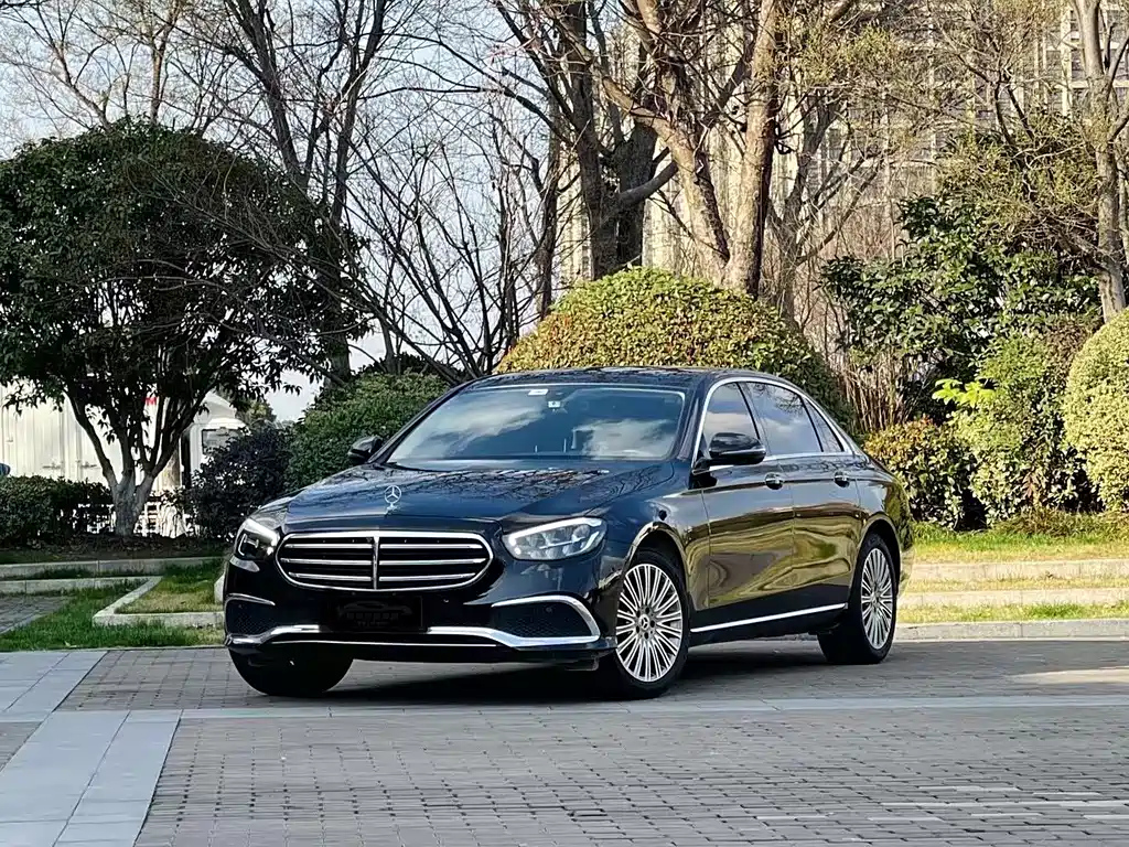 MERCEDES BENZ E-CLASS 2021