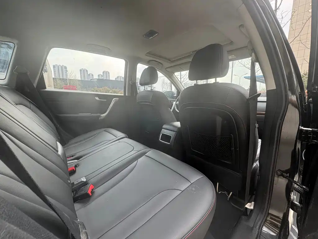 HAVAL H6 2015