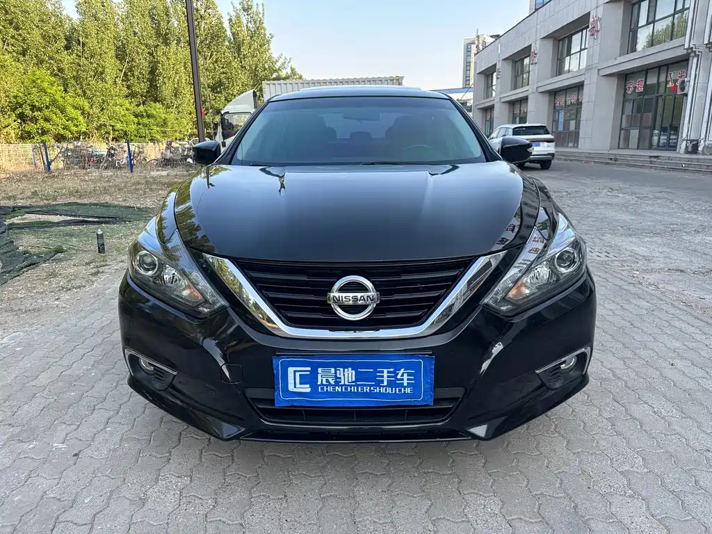 NISSAN TEANA 2016