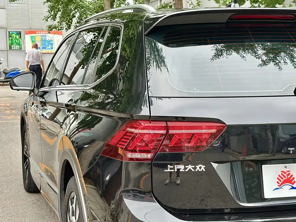 VOLKSWAGEN TIGUAN L 2024