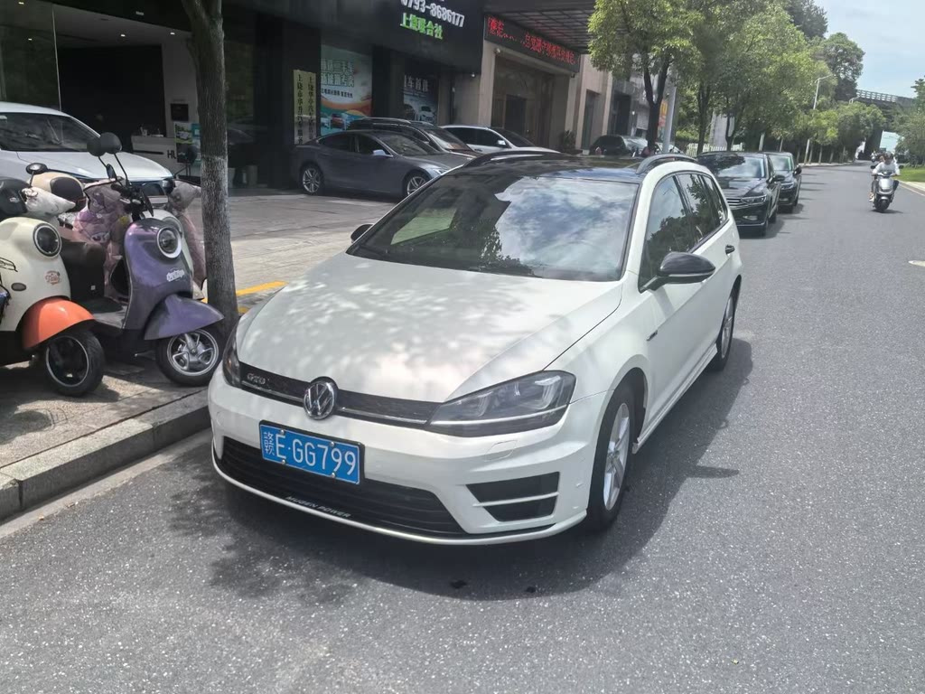 VOLKSWAGEN GOLF IMPORT 2014