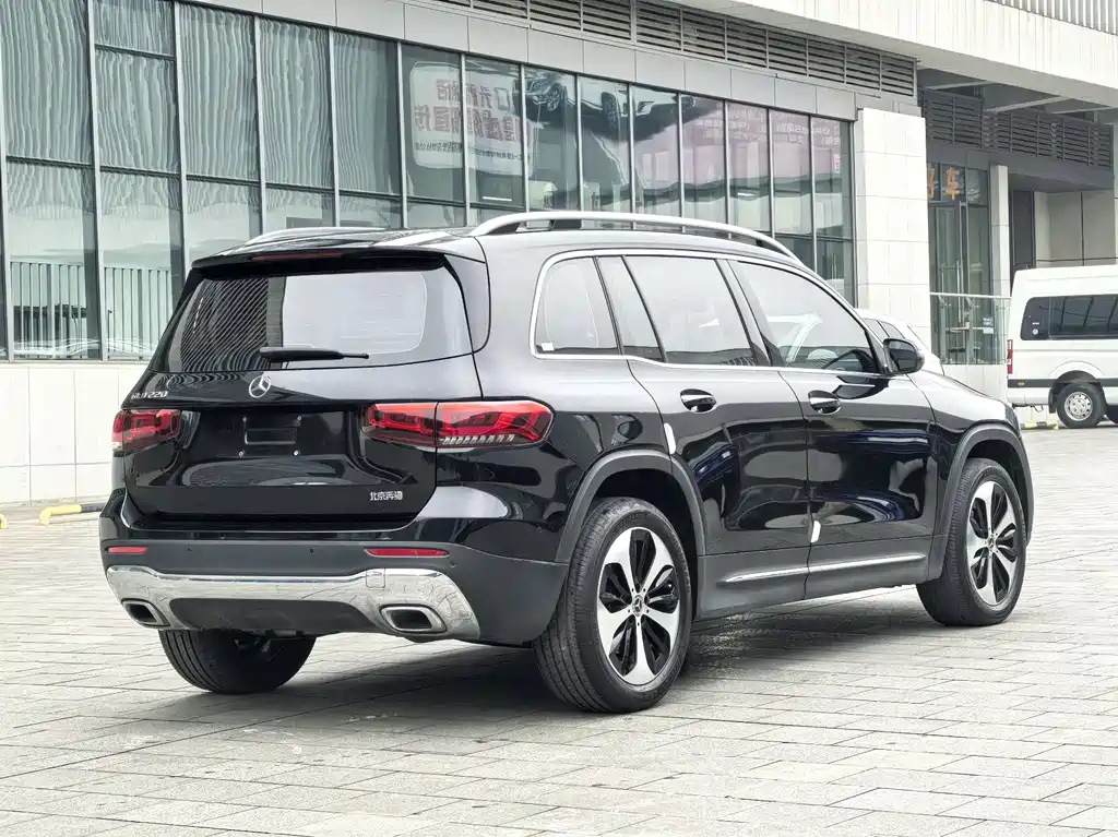 MERCEDES BENZ GLB 2022