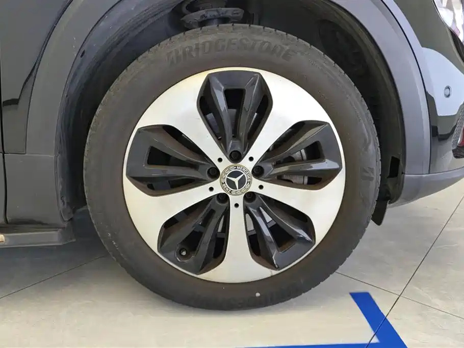 MERCEDES BENZ GLB 2022