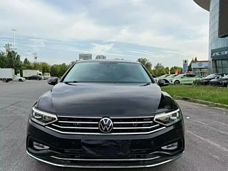 VOLKSWAGEN MAGOTAN 2020