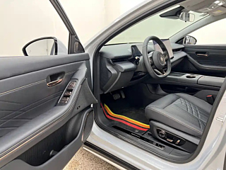 BAO JUN &#20139;&#22659;  2025 YEAR E-POWER 600KM DELUXE EDITION 2025