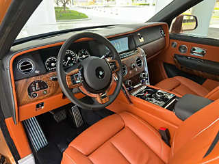 ROLLS ROYCE CULLINAN  2018 YEAR  SEATS EDITION 2018
