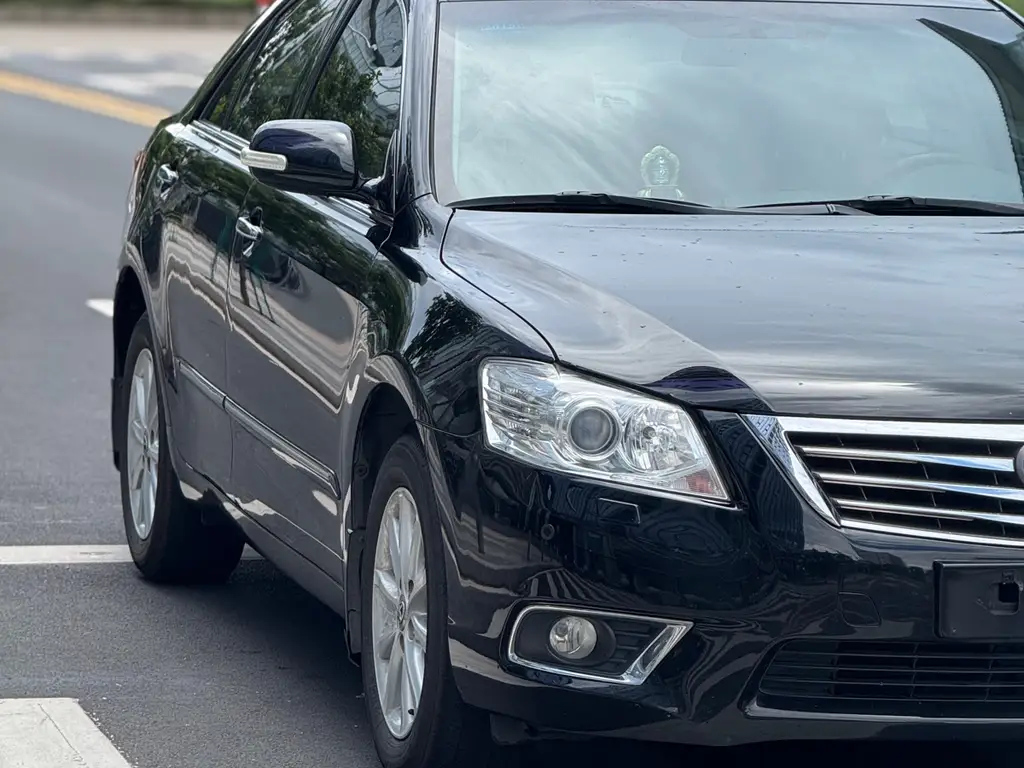 TOYOTA CAMRY 2011