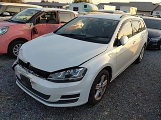 VOLKSWAGEN GOLF VARIANT