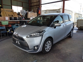 Toyota Sienta 2017