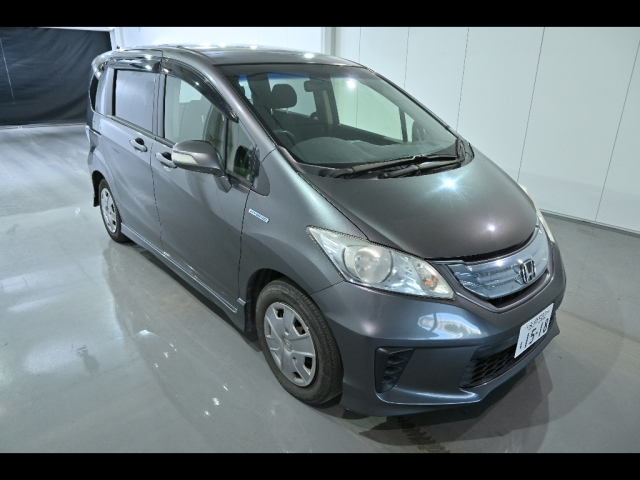 HONDA FREED 2012